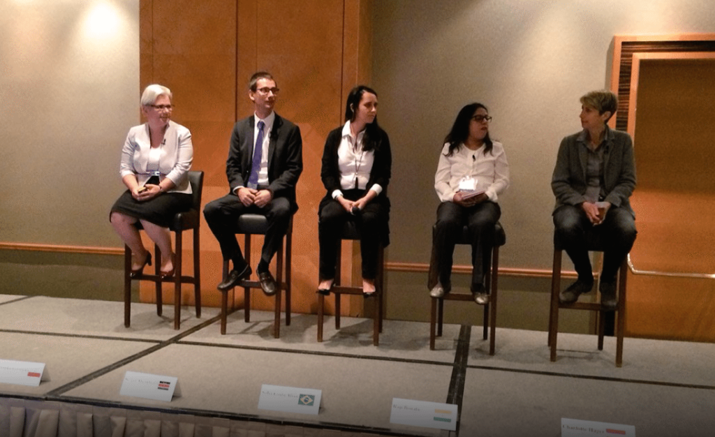 © comrecon - panel discussion